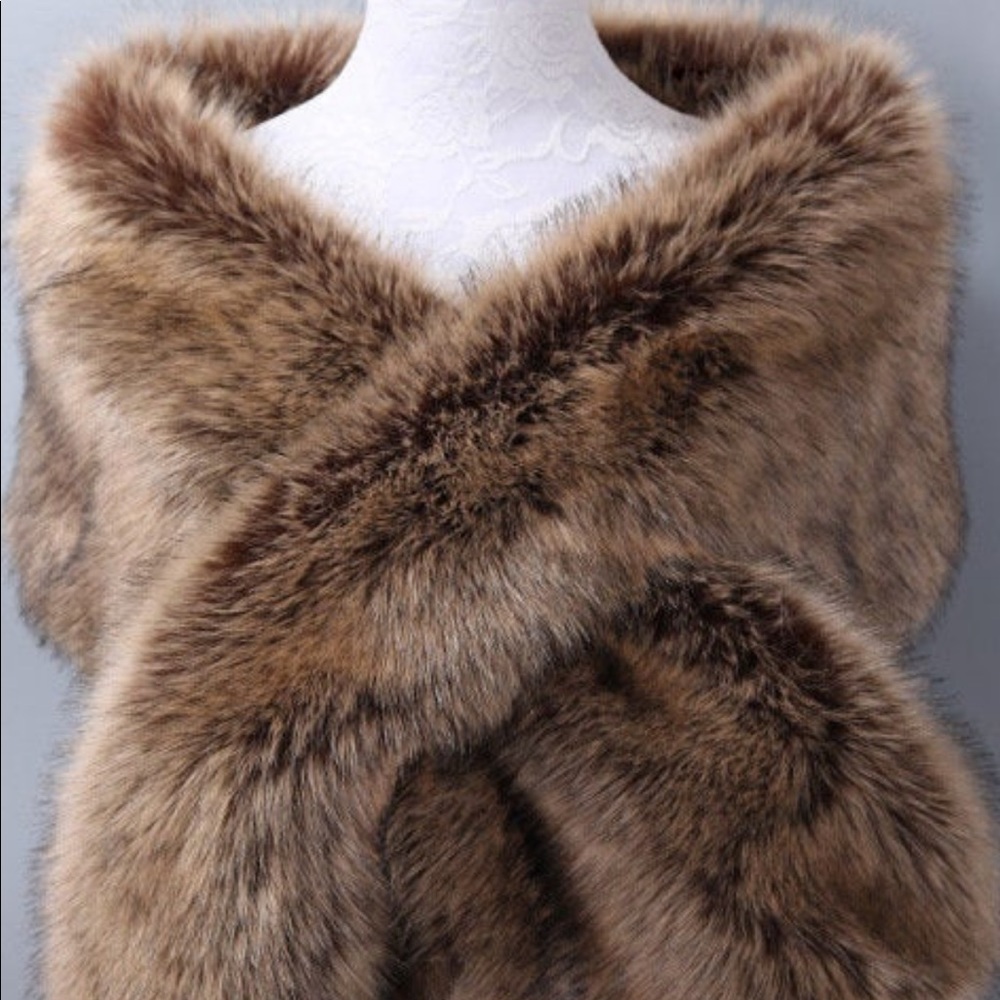 Sissily Fur Shawl